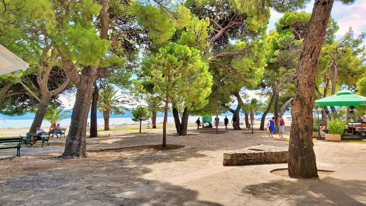 Apartments Punta 2 Omiš Exteriör bild