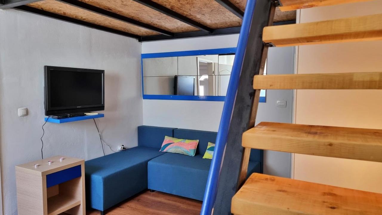 Apartments Punta 2 Omiš Exteriör bild
